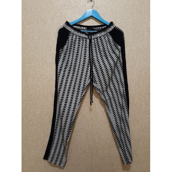 Celana panjang The Executive wanita