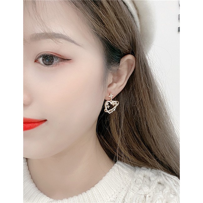 LRC Anting Tusuk Fashion Yellow Love Heart Earrings With Diamonds D64439