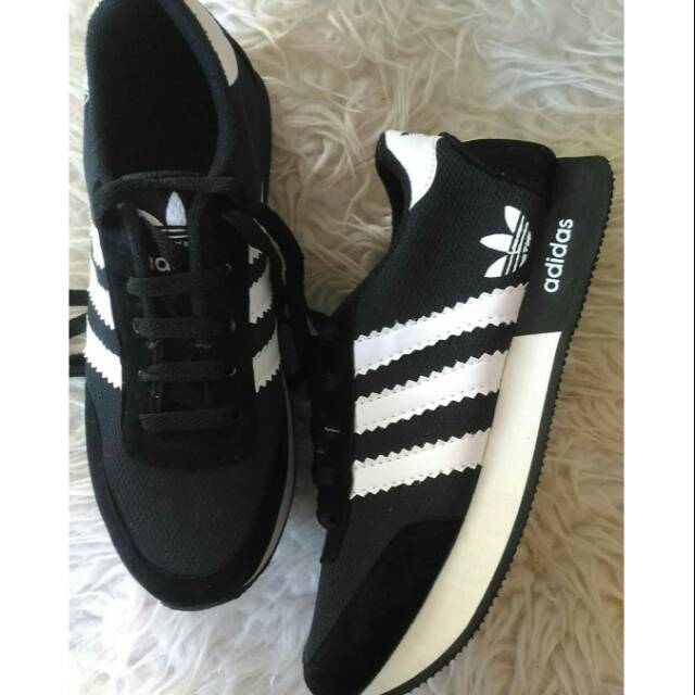 ADIDAS SNEAKERS WANITA BLACK / SNEAKERS MURAH