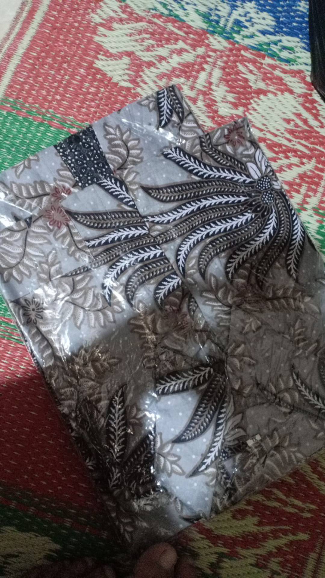 Maura Couple - Sania Ruffle Batik Couple Ori Ndoro Jowi Garansi Termurah Shopee - Batik Modern Solo