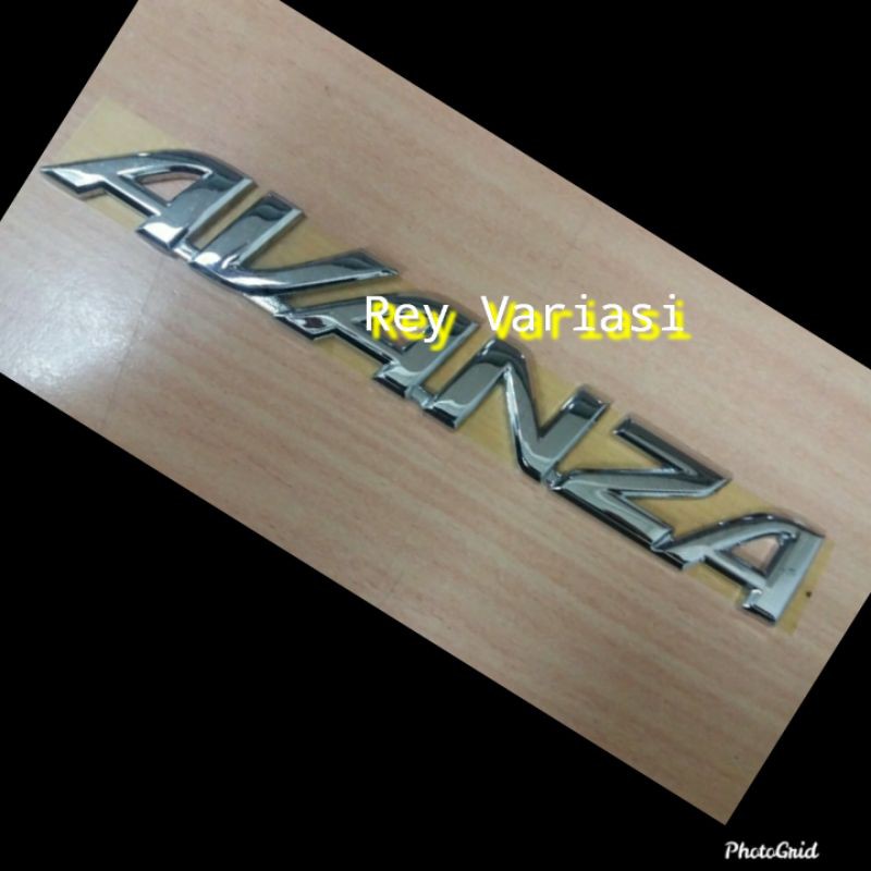 Emblem Tulisan Avanza