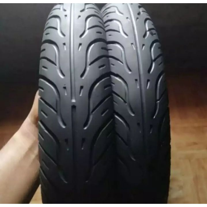 sepasang ban bekas metik merek federal ring 14 ukuran 80/90 cocok untuk motor beat,vario,Scoopy dll