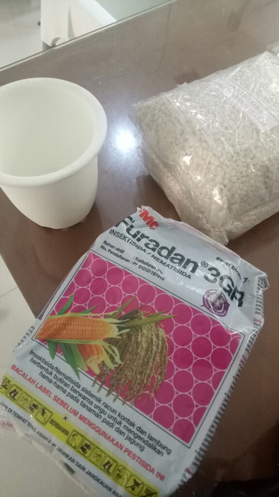 Pupuk Npk Mutiara Professional 9 25 25 Kemasan Repack 500 Gram