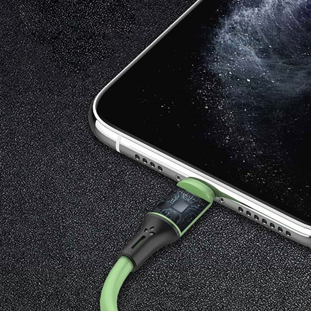 Kabel Pengisian Daya 3 In 1 Tipe C / Micro Usb Bahan Silikon Cair Lembut Aneka Warna Untuk Iphone Android