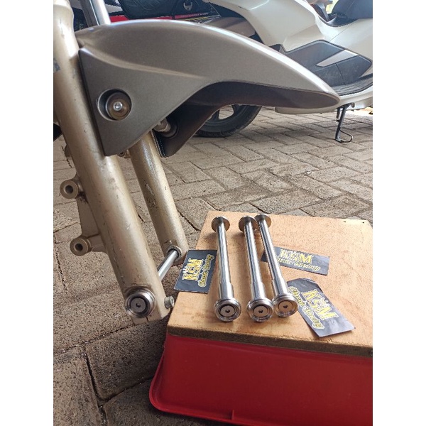 as roda depan ninja stenlis ninja standar (stenlis poll) (As Roda Depan + Mur Bulat)