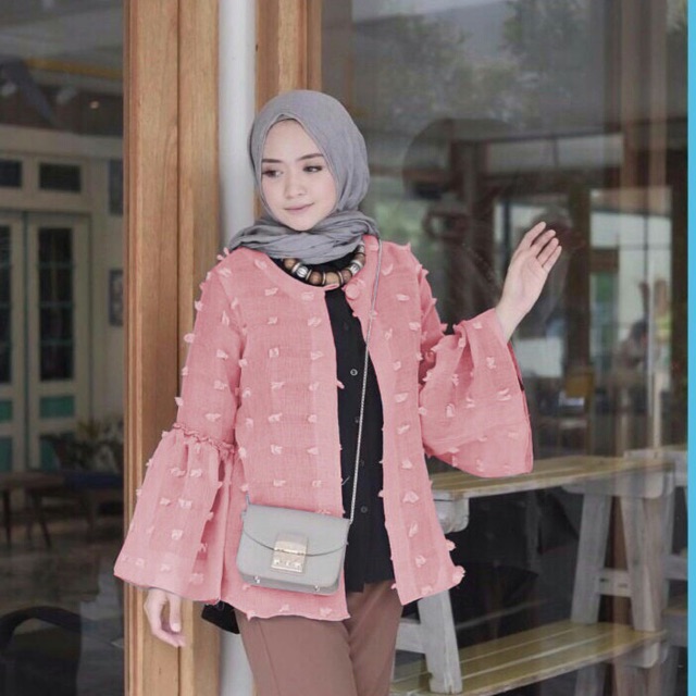 RUBIAH OUTER