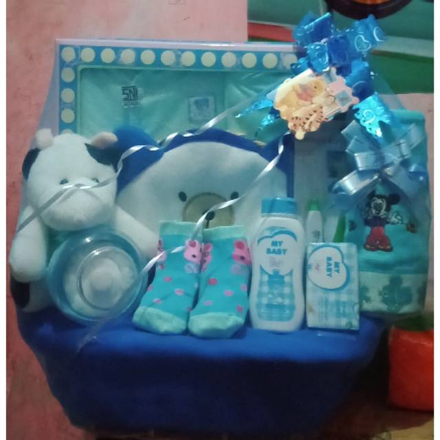 

Parcel baby blue