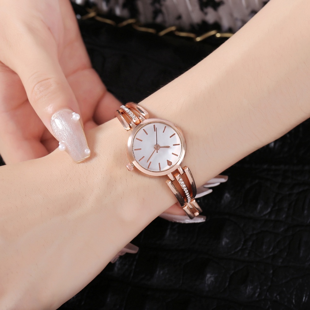 COD Jam Tangan Wanita Analog Free Baterai Rantai Belimbing Casual Couple  Murah Premium W181