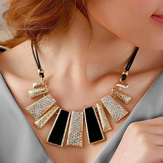Termurah kalung gothic/kalung wanita/hollow
