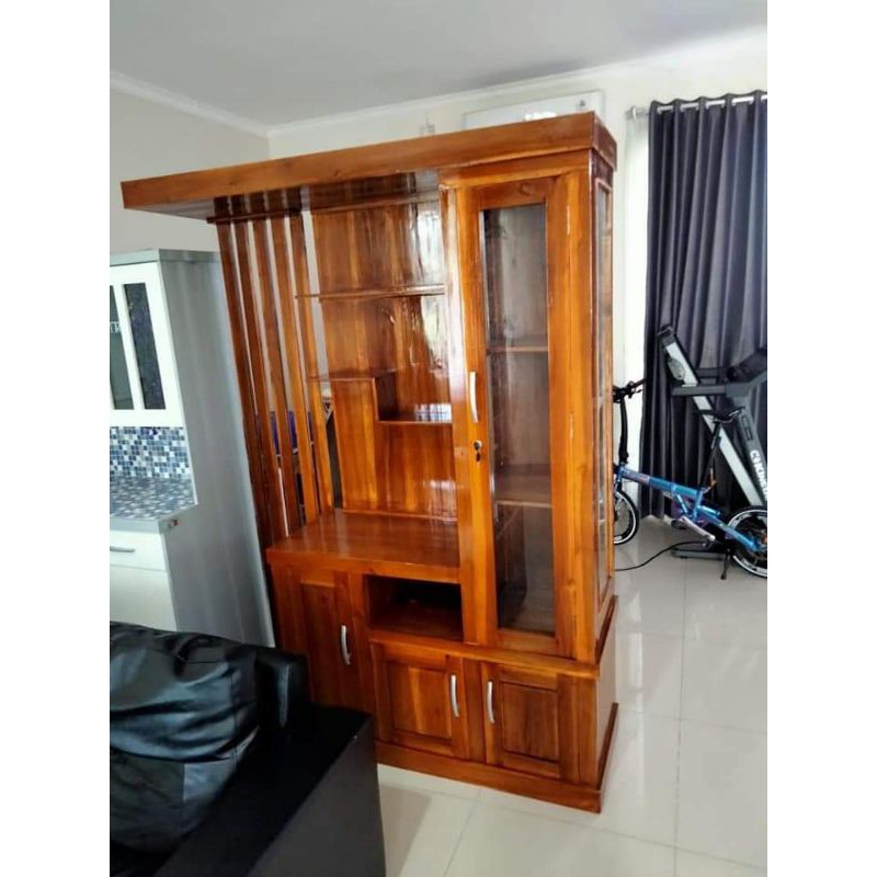 PARTISI PENYEKAT RUANG KAYU JATI