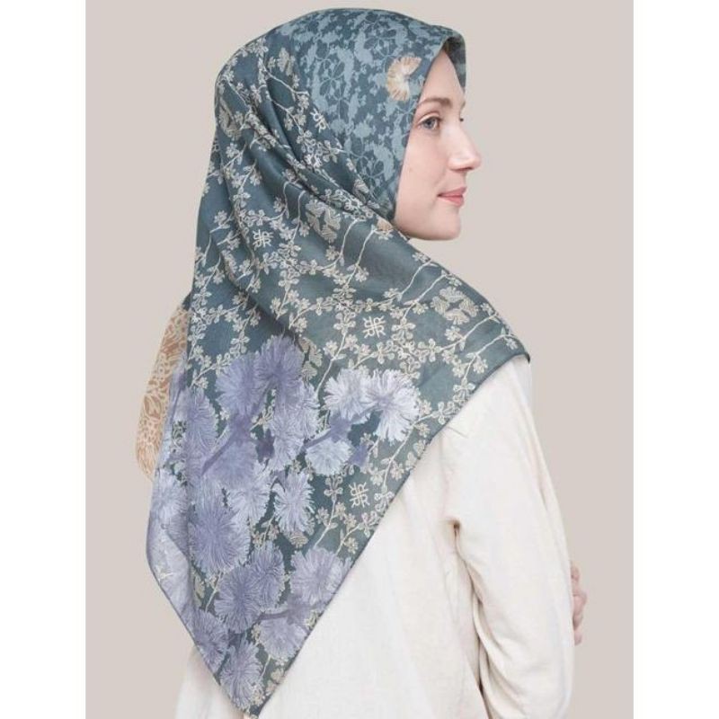 NEW Fobi Scarf Ria Miranda Riamiranda