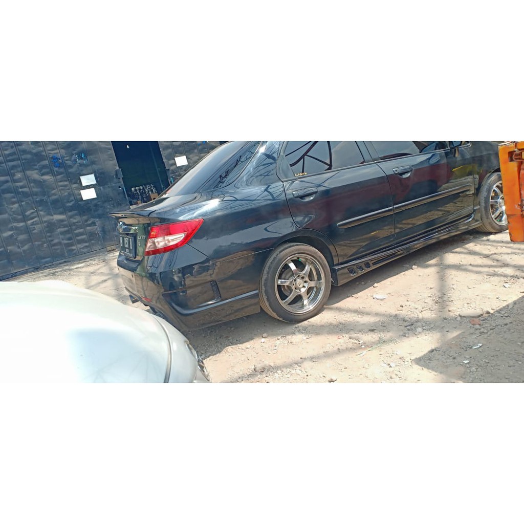 BODYKIT HONDA CITY 2003 2004 2005  2006 2007 2008 GRATIS DUCTAIL  TOP PRODUK TEBAL.LENTUR.KUAT