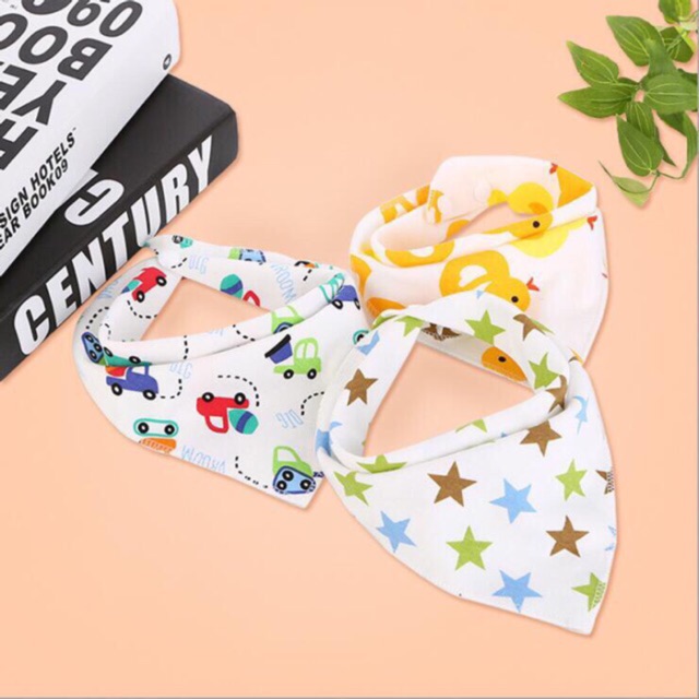 Slabber segitiga kancing isi 3 pcs unisex / Tadah iler bayi / celemek iler bayi / bib