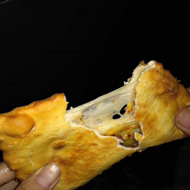 

Pizza goreng PIZZAGOR
