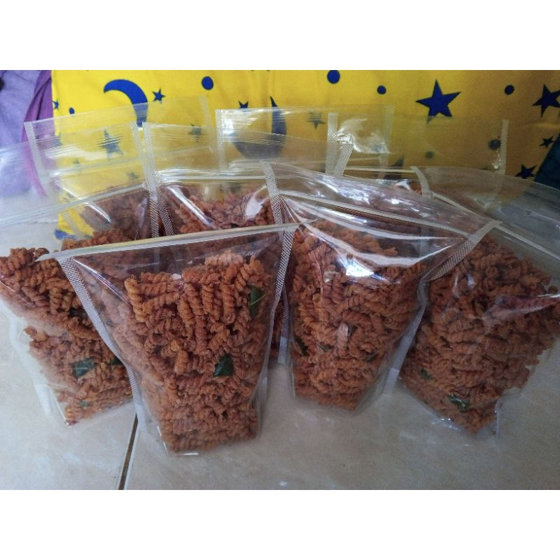 

seblak kering seblak pedas seblak ulir seblak seuhah 200 gr