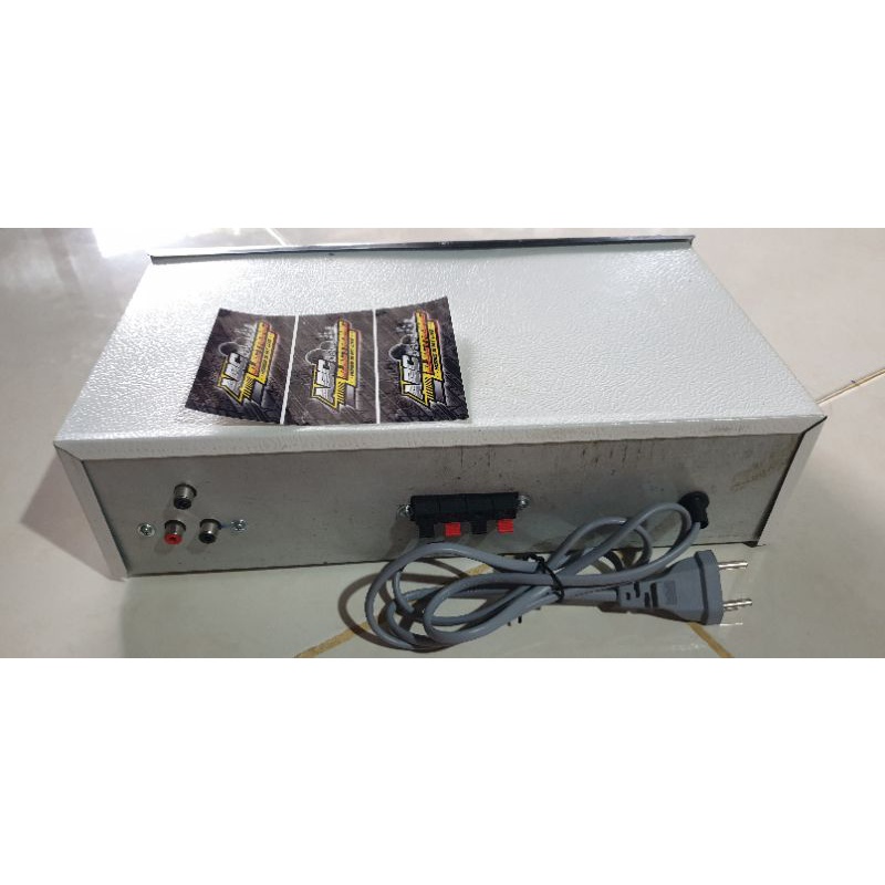 POWER AMPLIFIER 800WATT+USB BLUTUT+KARAOKE NYES JADIAN