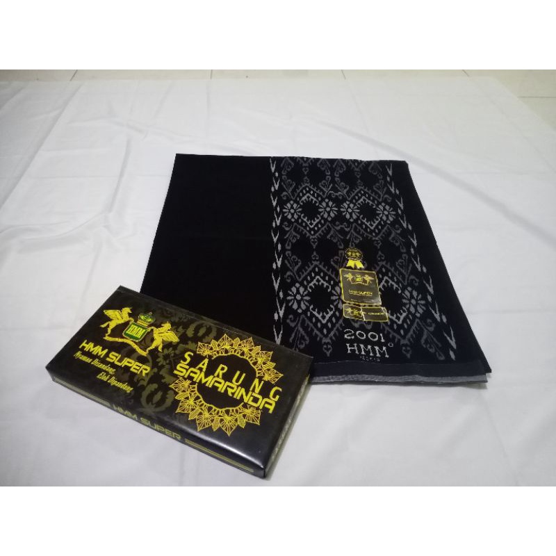 sarung samarinda HMM hitam