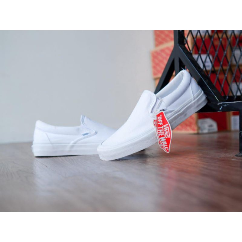 slip on true white