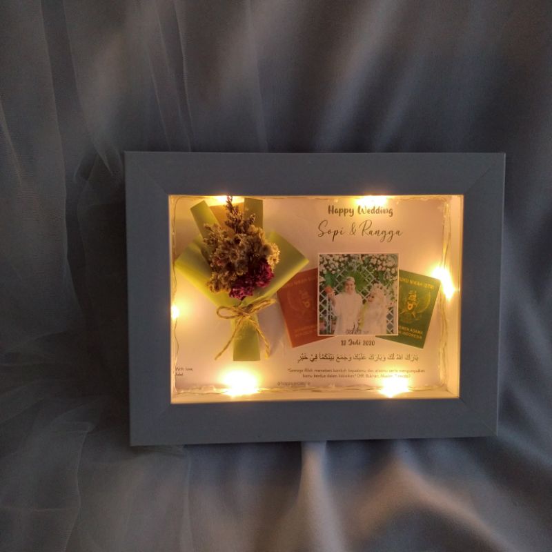 MARRIAGE BOOK IN FRAME | BINGKAI 3D | KADO UNIK | KADO WEDDING | KADO PERNIKAHAN-3D 5R (foto&lampu)