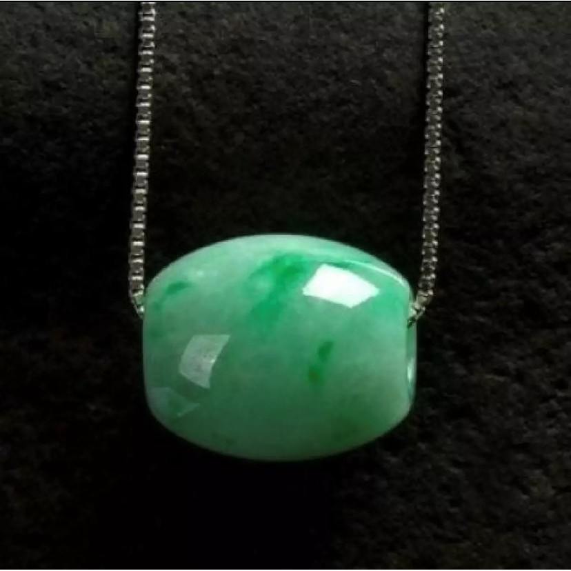 [Bayar di Tempat] Liontin Wanita Batu Giok Natural Jade Burma Super