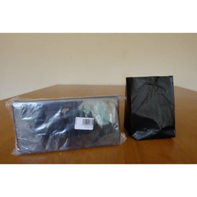 

Polibag 20cm x 20cm (500 gr)