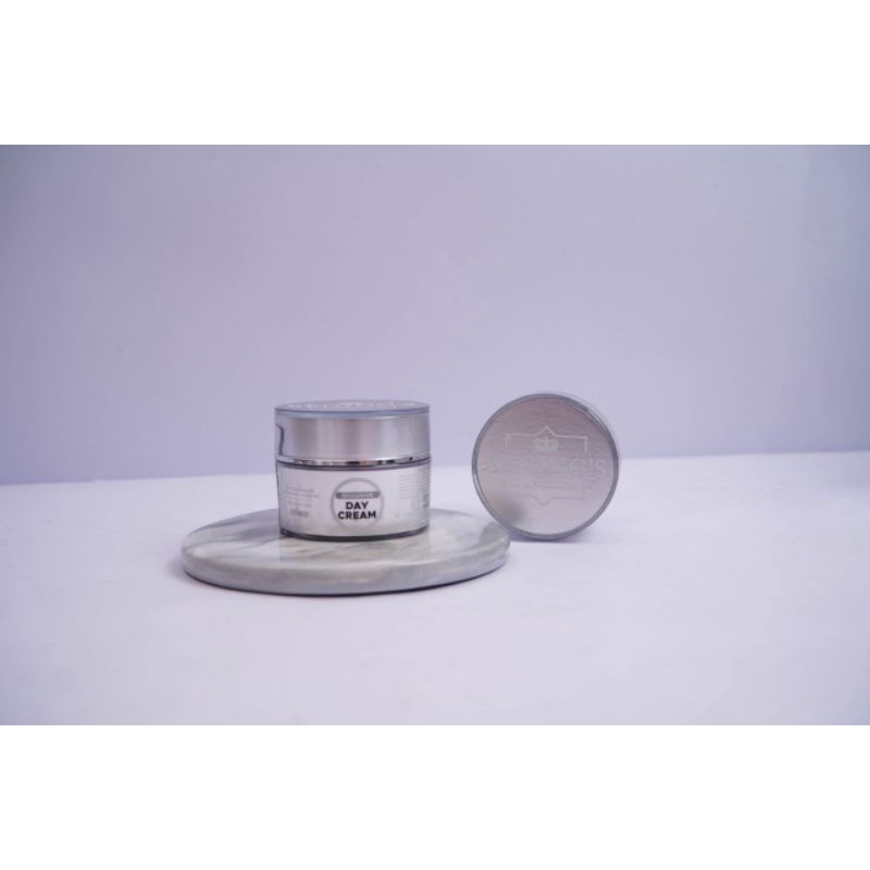 Exclusive Day Cream Benings Skincare by Dr Oky (Benings Clinic) Sodium Lactate, Soluble