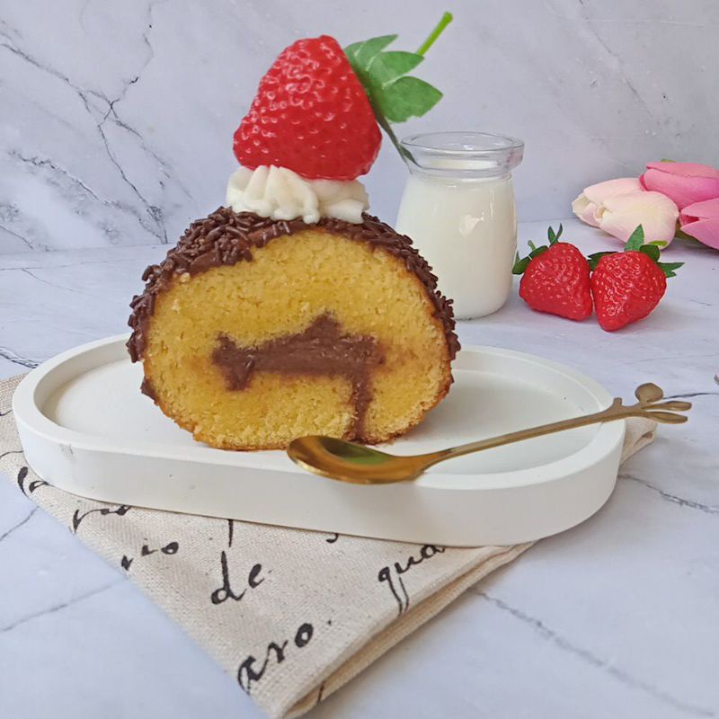 

Bolu gulung/Bolu gulung cokelat/bolu enak/bolumeses/boluceres/bolu seres/bolu murah/roll cake