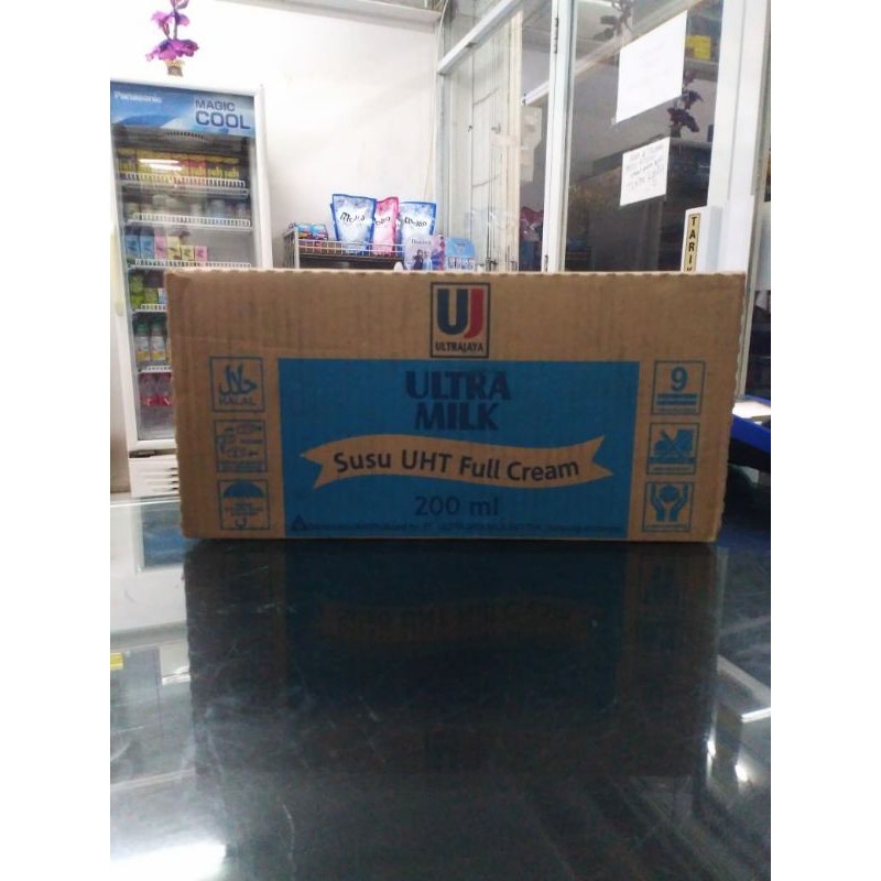 

Ultra full cream 200ml isi 24/susu uht full cream 200ml