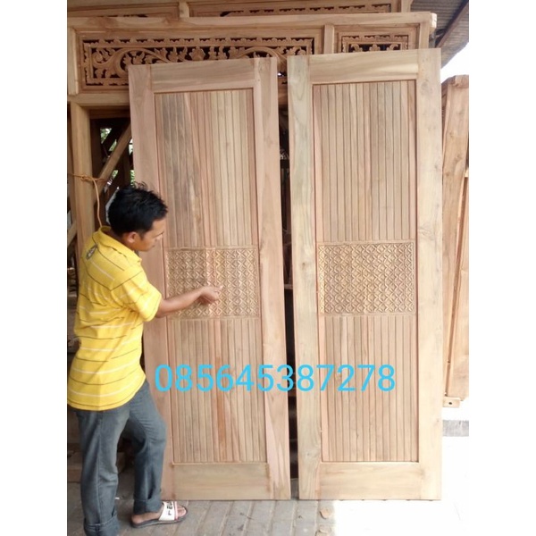 Pintu kupu tarung kayu jati / pintu kayu jati / pintu minimalis / pintu kamar