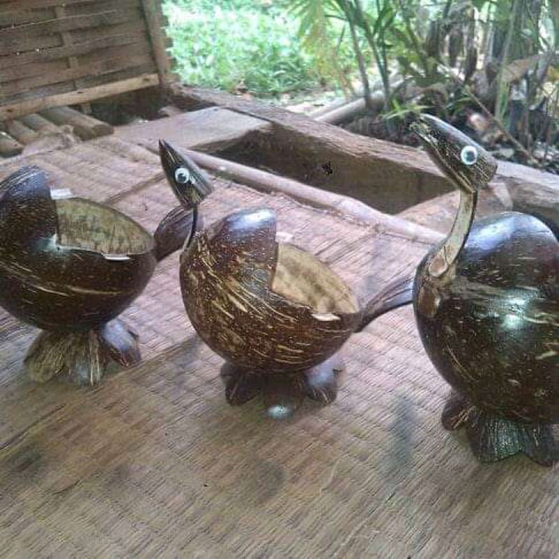 asbak etnik unik jadul natural alami dari batok kelapa (MNK)  motif burung tempurung kelapa