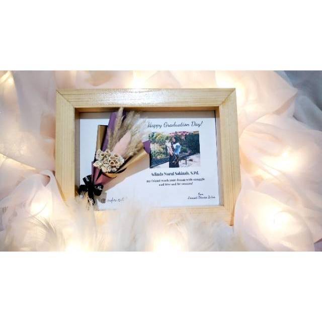 Dried Flower Frame | Bingkai Bunga Kering Edelweis | Kado Wisuda