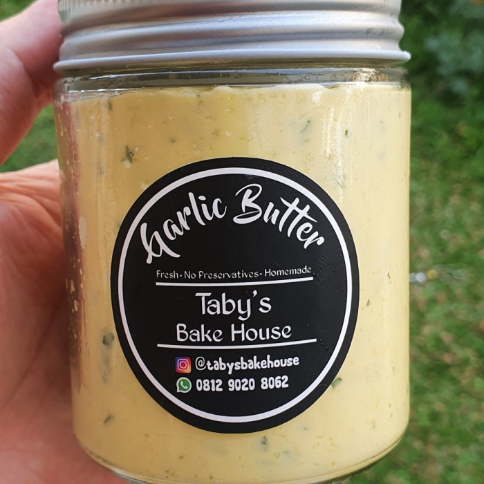 

butter-mentega- garlic butter with herbs -mentega-butter.