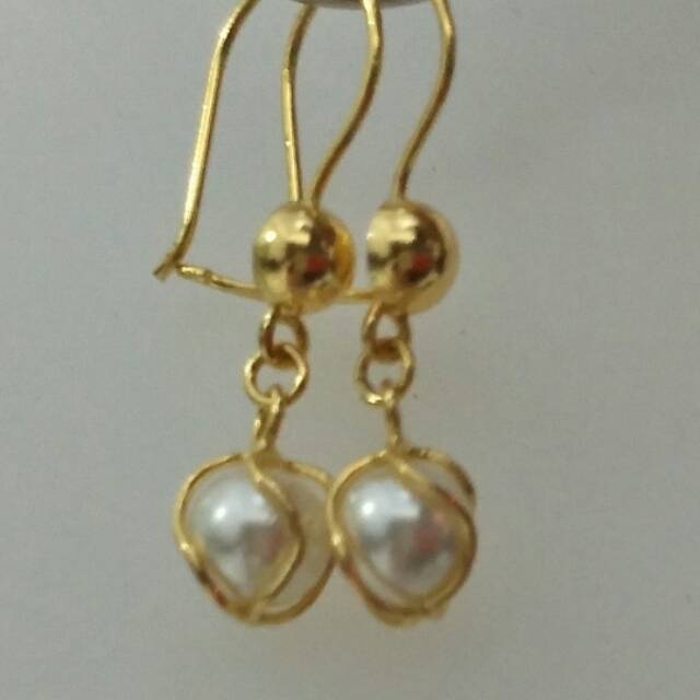 anting emas asli kadar 65 anting mutiara emas