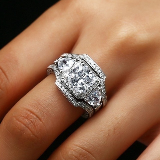 SEUSUK  Cincin Princess Wanita Model Susun Mata Batu Safir dan Berlian Imitasi untuk Pernikahan