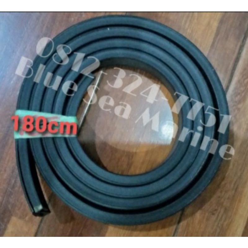 Karet Kap Mesin Tempel Yamaha 40 pk, model: Kapsul, uk T=1cm L=2cm P=180cm