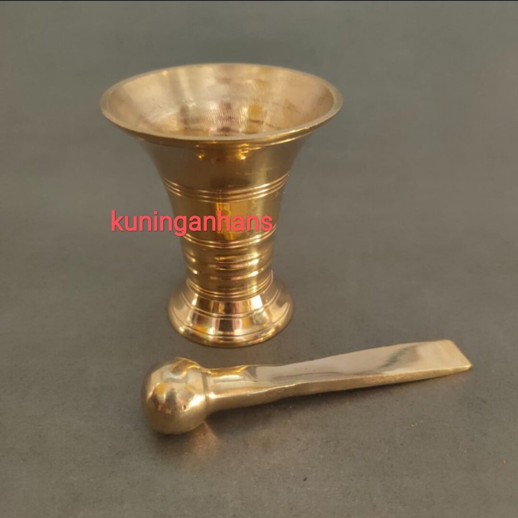 cocoh nginang kuningan unik / SPA / Lebar cocoh kinang