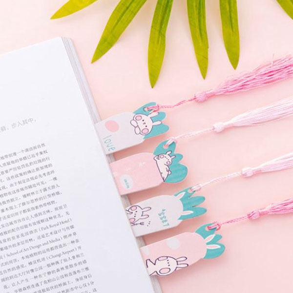 OILA pembatas buku kelinci wortel carrot rabbit tassel bookmark (4B3) skl026