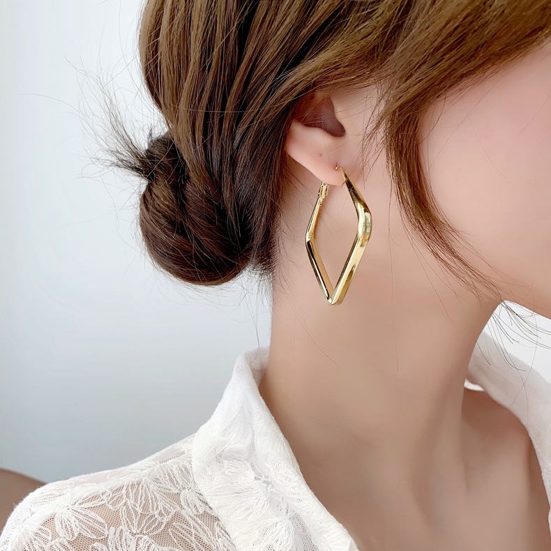 Anting Geometris Besar Anti Karat Bentuk Kotak warna Gold Silver Anting Titanium 5.8cm Hoop Earrings-3