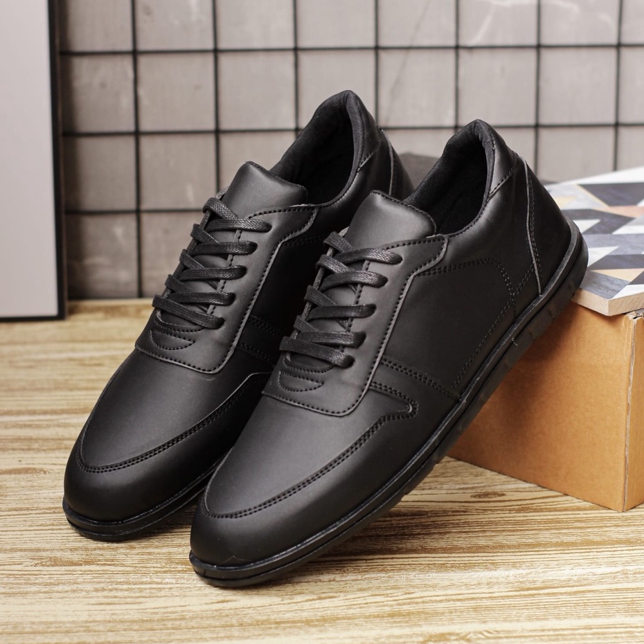 MOLK|Sepatu Formal Casual Pria Kerja Kantoran Kulit Syintetik Pantofel Hitam Pria Sepatu Pria Original