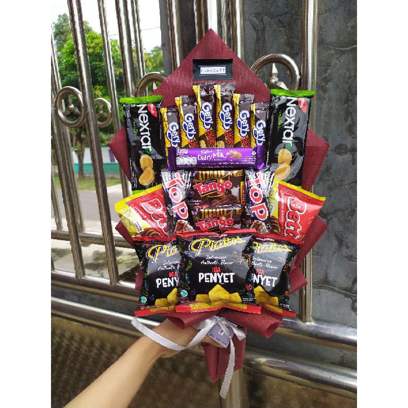 Bucket Snack / Buket Snack / Buket Jajan / Bucket Jajan / Kado Wisuda / Kado Sidang