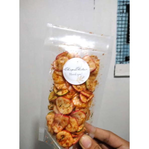 

keripik atau kerupuk pedas