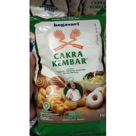 

Tepung terigu Bogasari/ Tepung Cakra kembar 1 kg