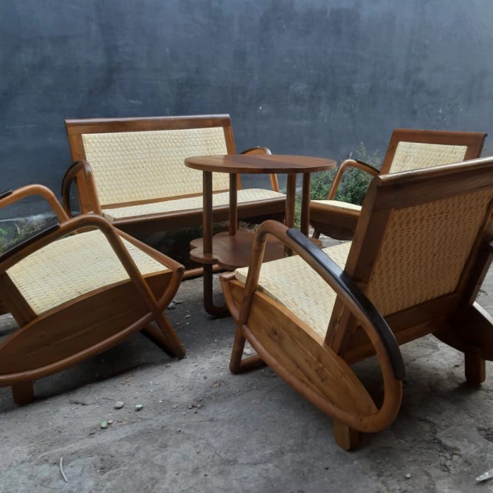 Kursi Rotan Sedan Perahu Klasik Fullset (Free Ongkir Jawa)