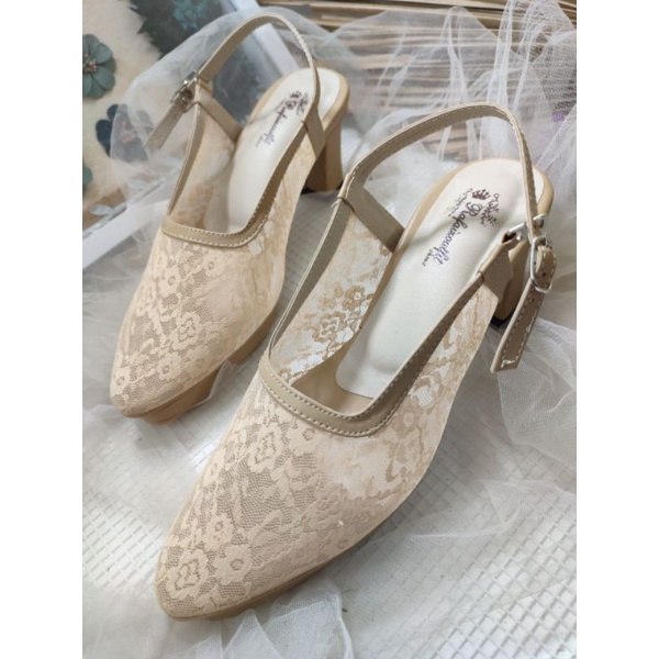 sepatu rafaizoutfit wanita Clarisa nude brukat cream tinggi 7cm tahu