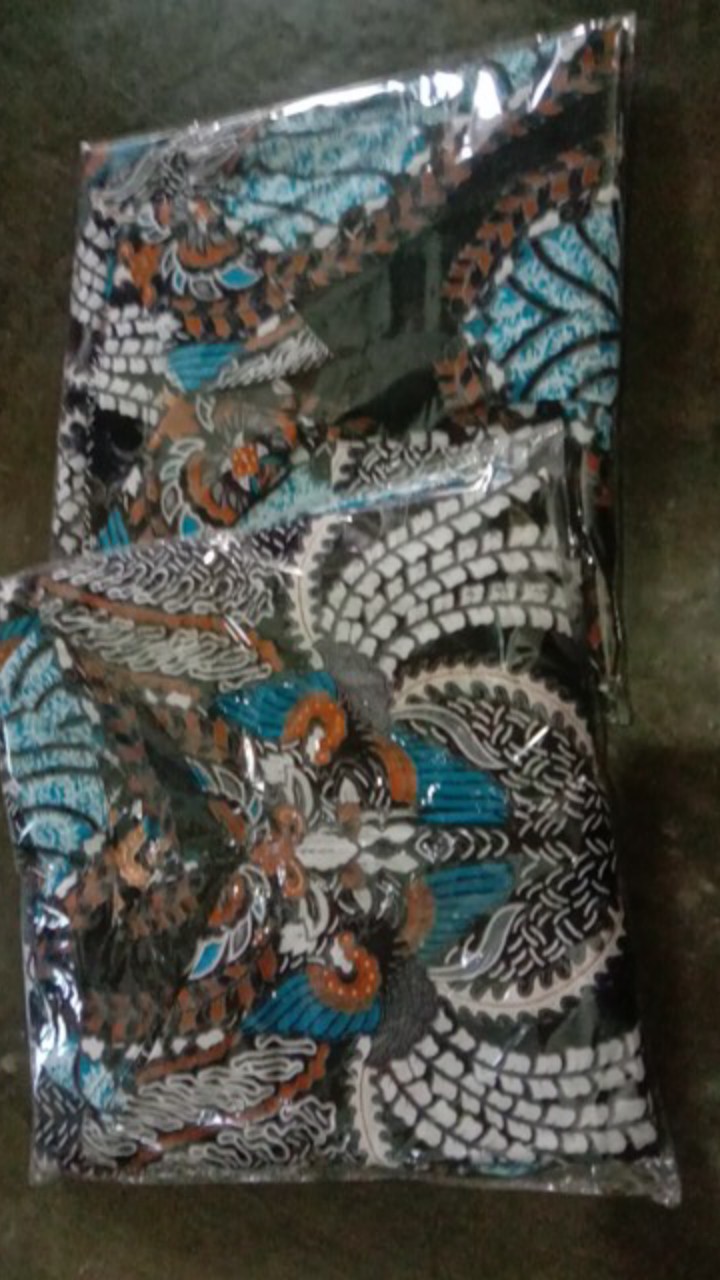 Maura Couple Sania Ruffle Batik Couple Ori Ndoro Jowi Garansi Termurah Shopee Batik