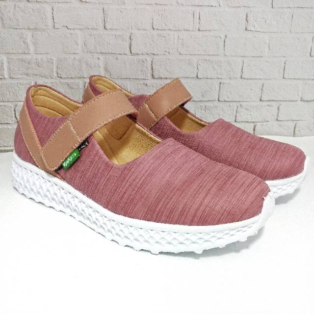 Kickers Sepatu Wedges Casual Wanita Model Terbaru Kekinian Elegan Harga Murah