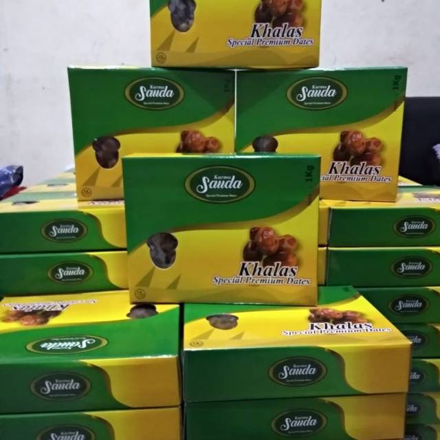 Kurma Kholas Sauda Special Premium dates  Kurma enak manis berkualitas  isi 1 Kg