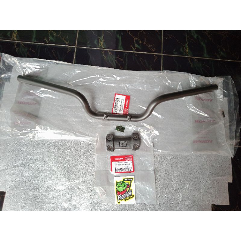 STANG SET RAISER HONDA CBR 150R HITAM ORIGINAL.