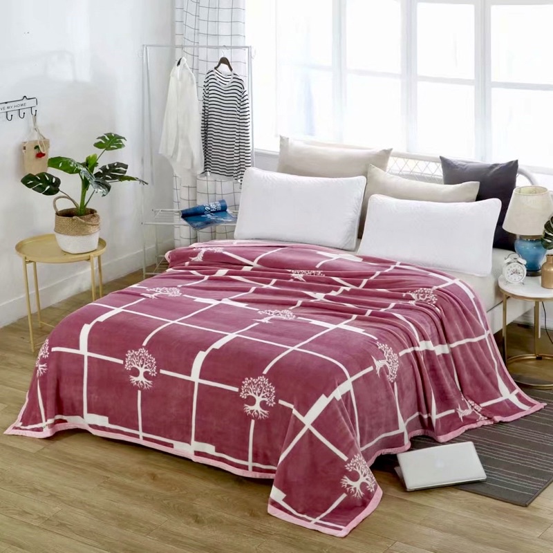 Selimut Bulu Halus 140x190 Motif Dewasa Aesthetic Blanket Termurah Terlaris Berkualitas New Arrival-Kotak Pohon