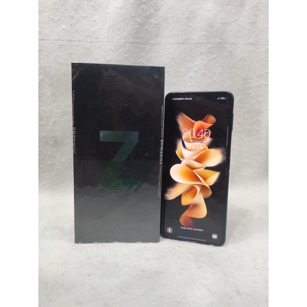 Samsung Galaxy Z Flip 3 5G Ram 8 Rom 128GB (SECOND)